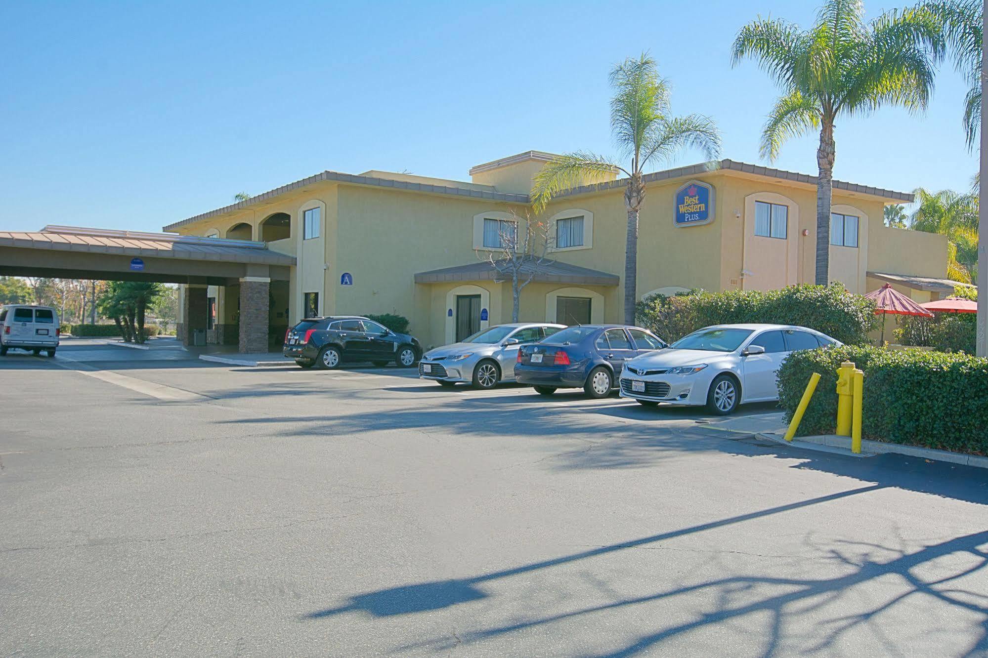 Hotel D'Lins Ontario Airport Ngoại thất bức ảnh